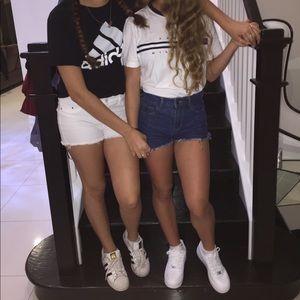 Meet your Posher, Ariel